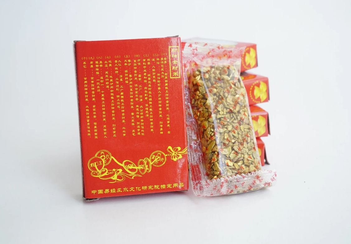 Gạo vàng Thần Tài trong cốt thất bảo
